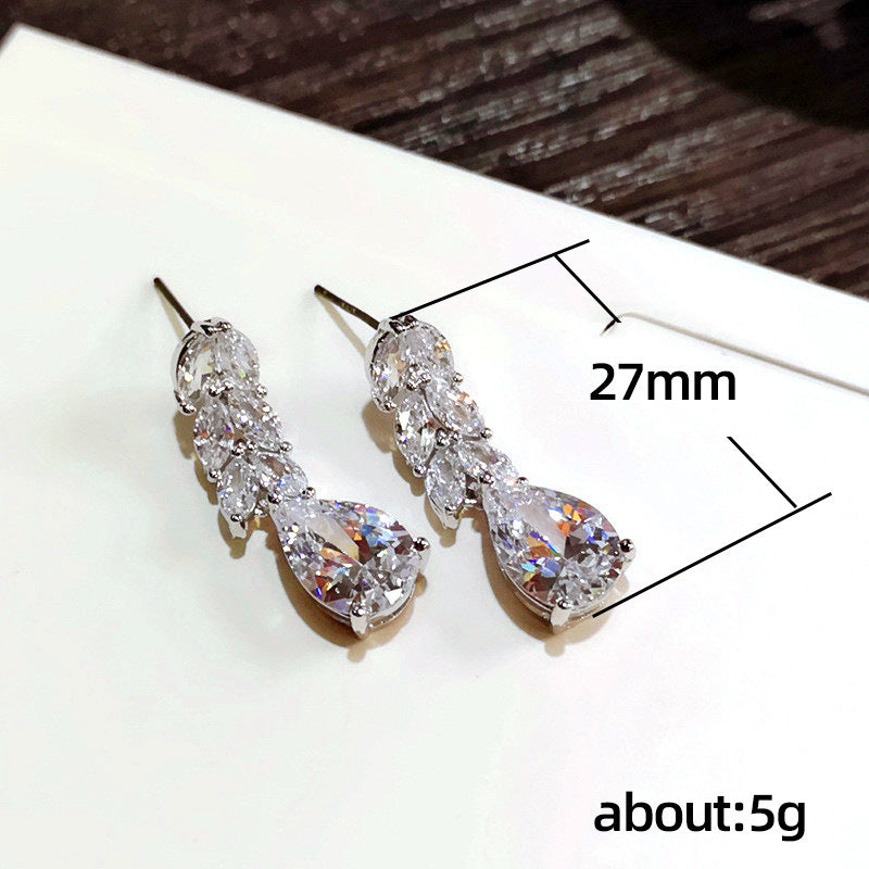 Huitan Drop Earrings