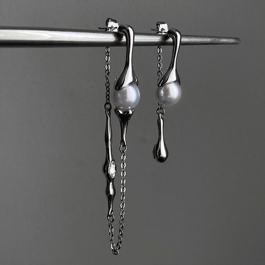Asymmetric Long-Drop Pearl Earrings