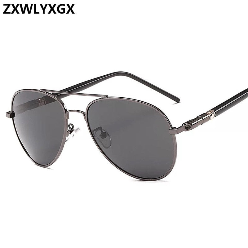 Polarized Men's Pilot Sunglasses